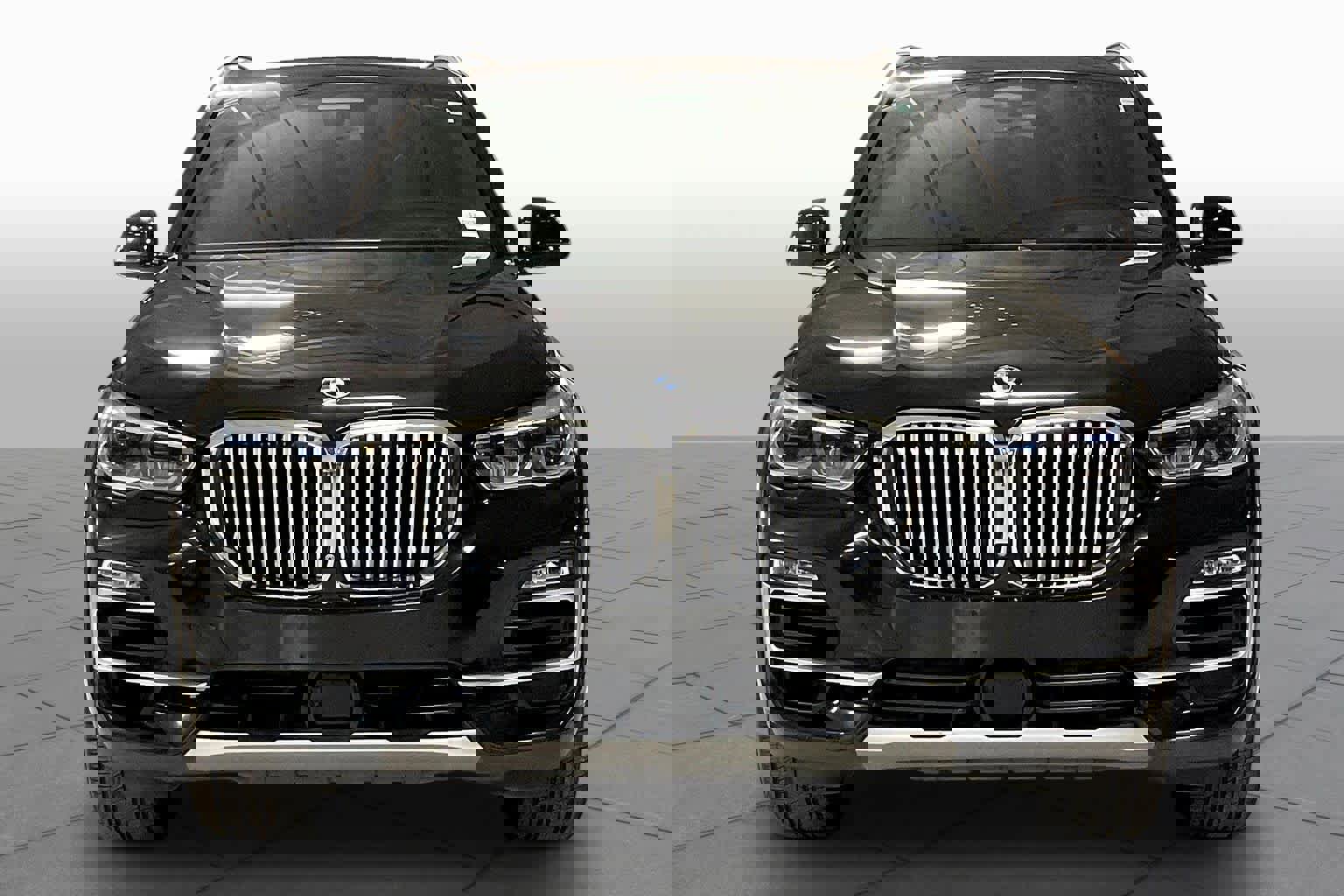 Used 2020 BMW X5 sDrive40i w/ Executive Package image 3