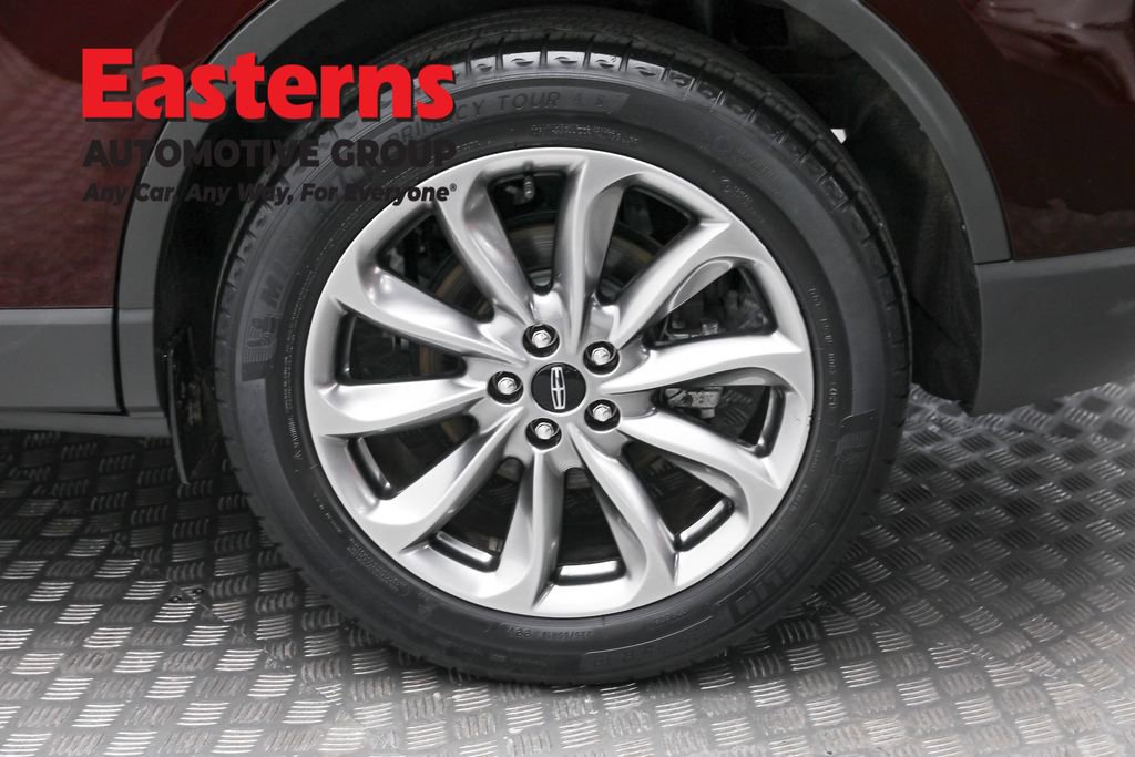 Used 2021 Lincoln Corsair Standard w/ Premium Package image 8