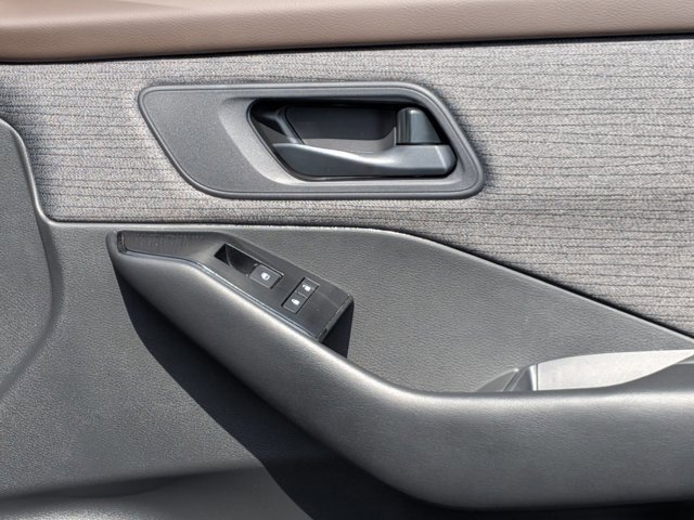 Certified 2023 Nissan Rogue S FWD image 30