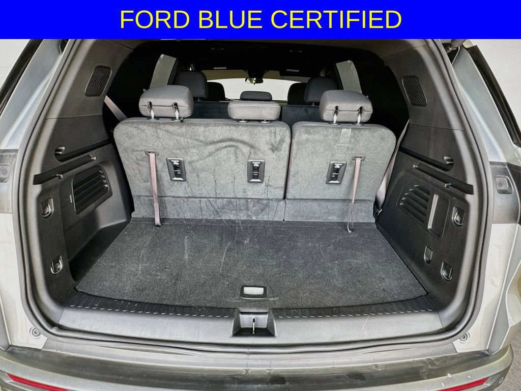 Used 2024 Chevrolet Traverse LS w/ LPO, Floor Liner Package FWD image 29