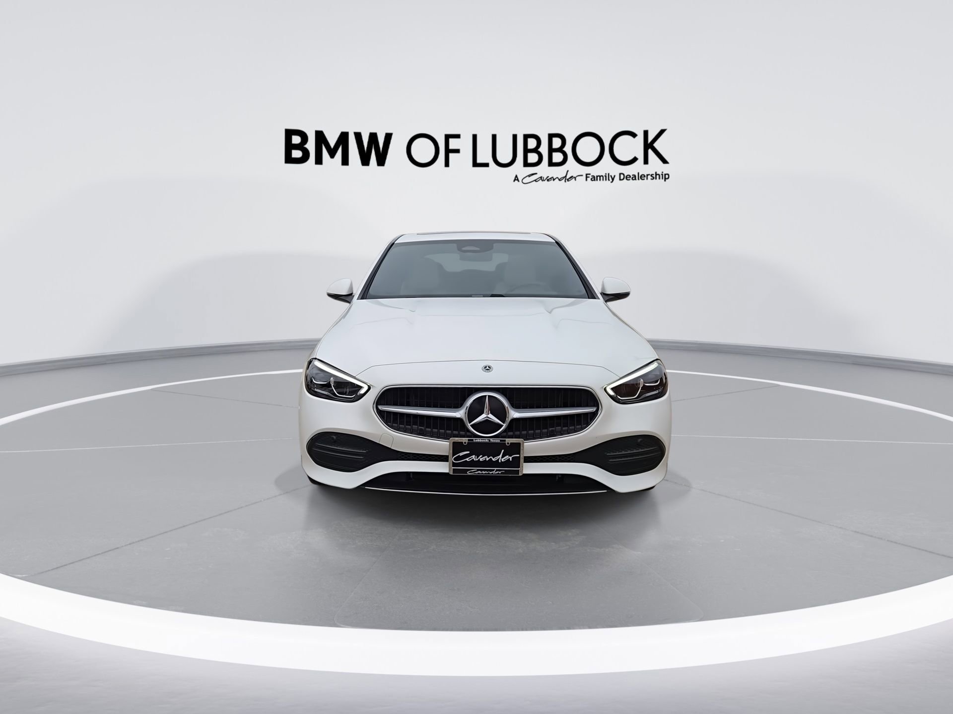 Used 2025 Mercedes-Benz C 300 4MATIC Sedan image 3