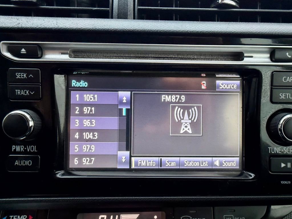 Used 2016 Toyota Prius C Two image 31