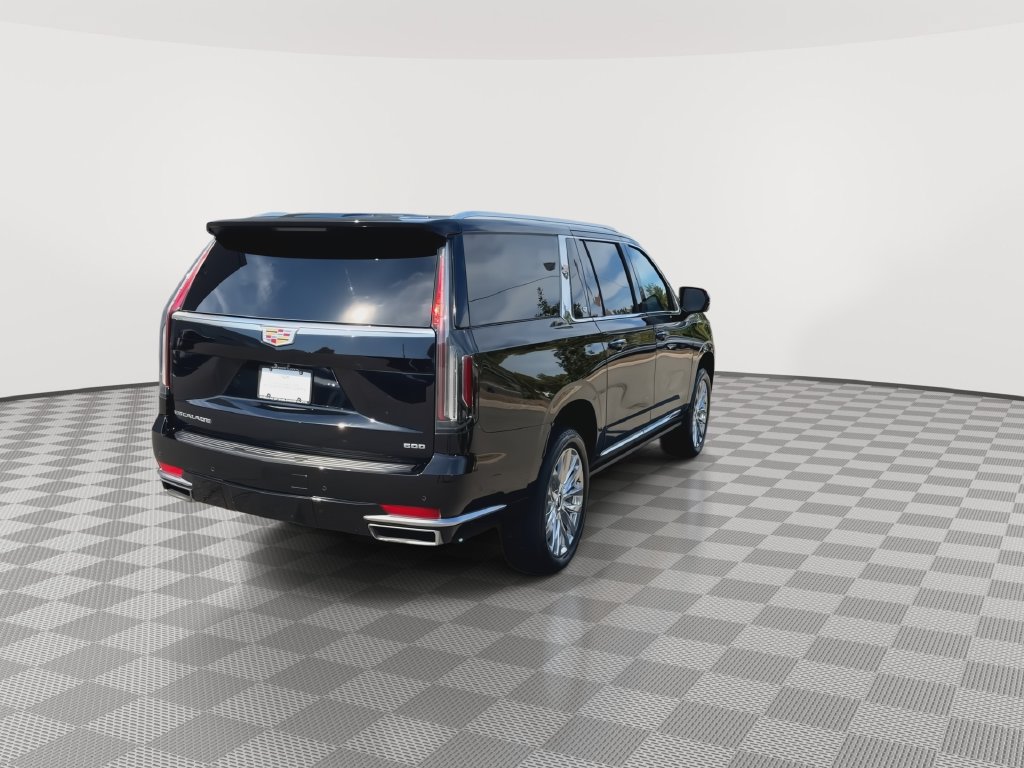 Used 2024 Cadillac Escalade ESV Premium Luxury w/ Performance Package AWD/4WD image 8