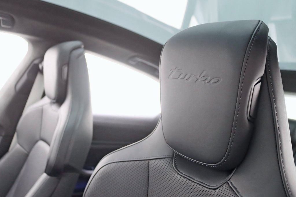 Used 2023 Porsche Taycan Turbo image 30