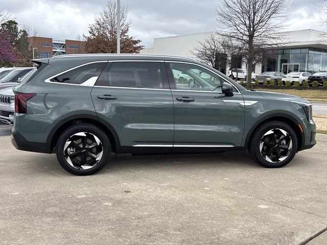 Used 2025 Kia Sorento EX image 2