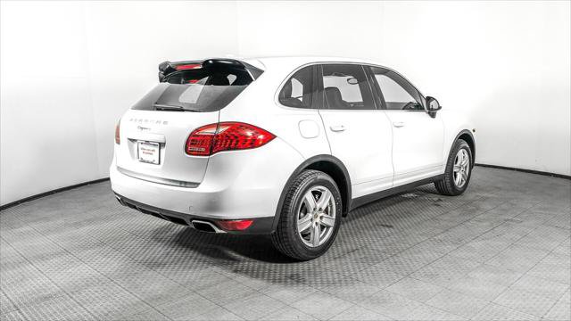 Used 2014 Porsche Cayenne Platinum Edition AWD/4WD image 7