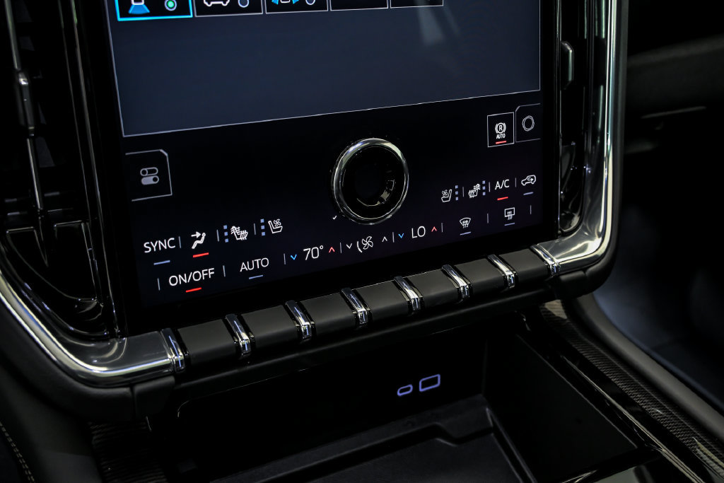 New 2026 GMC Yukon Elevation w/ Elevation Premium Package AWD/4WD image 19