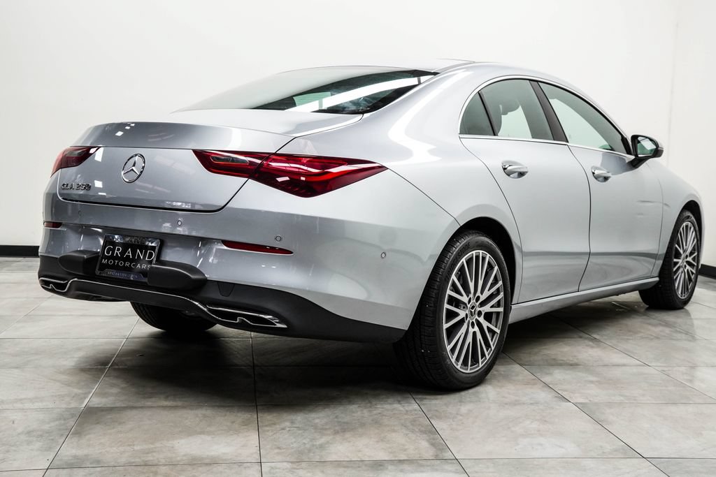 Used 2025 Mercedes-Benz CLA 250 image 13