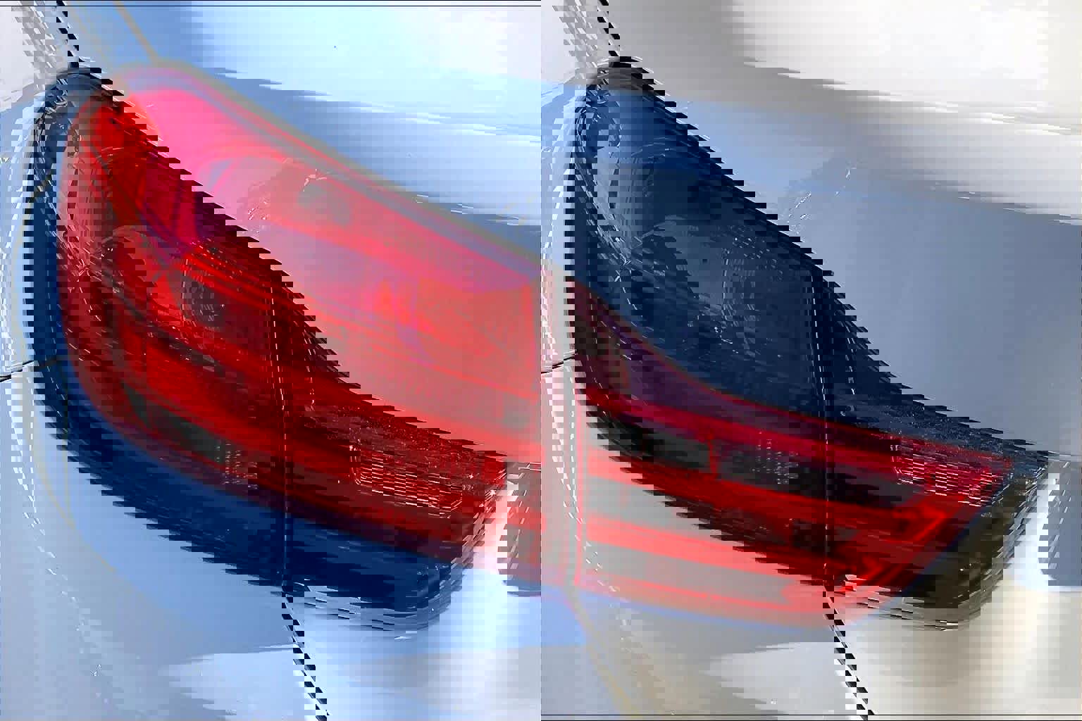 Used 2017 BMW M4 Convertible image 31