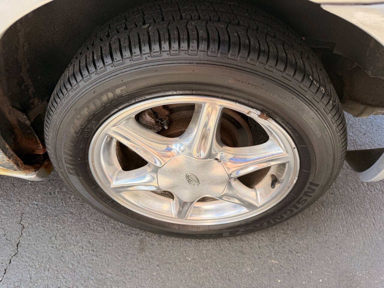 Used 1999 Oldsmobile Alero GLS FWD image 17