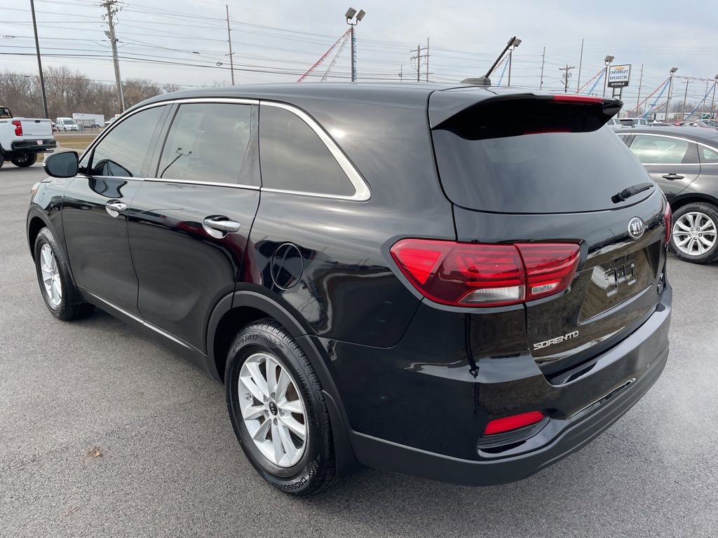 Used 2019 Kia Sorento LX image 5