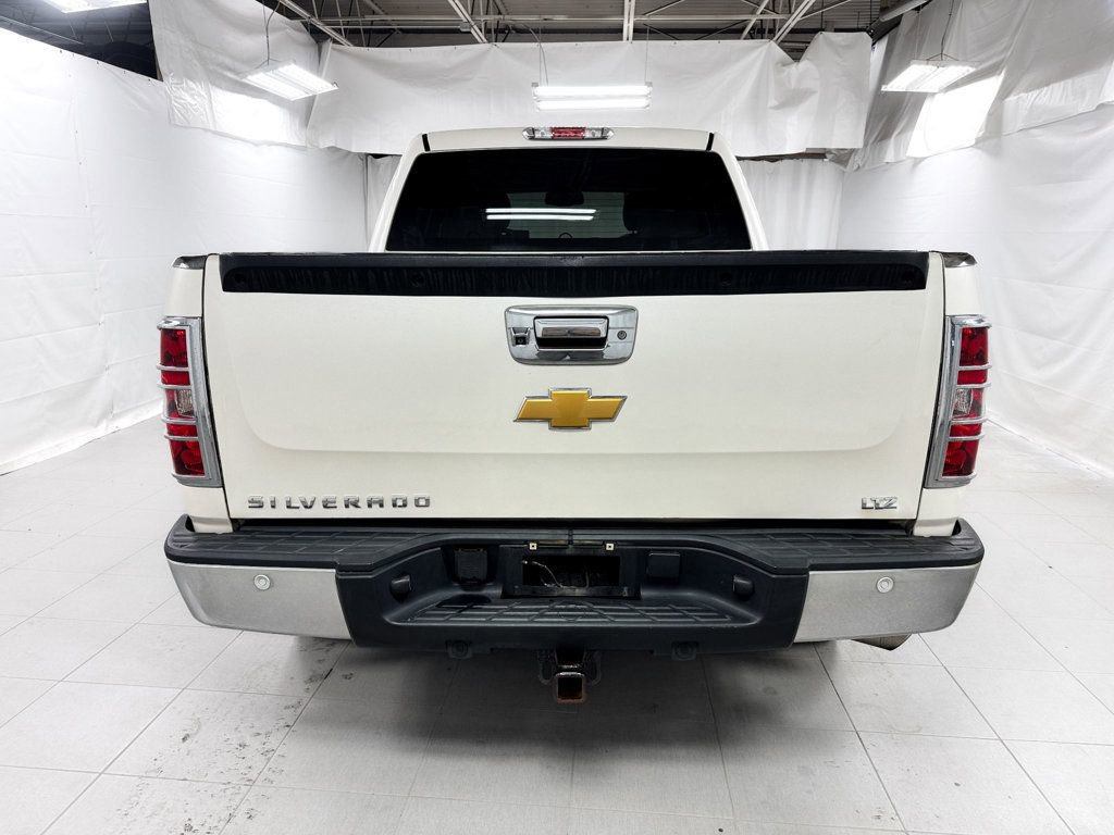 Used 2013 Chevrolet Silverado 1500 LTZ w/ LTZ White Diamond Edition image 4