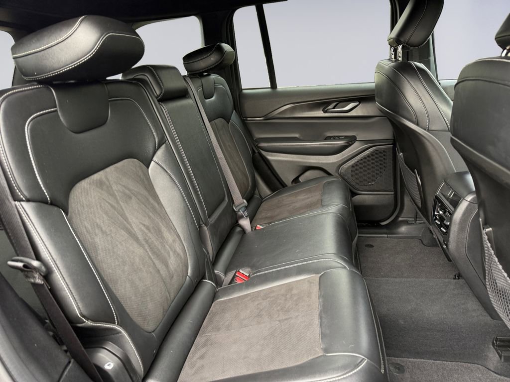 Certified 2023 Jeep Grand Cherokee Altitude image 21