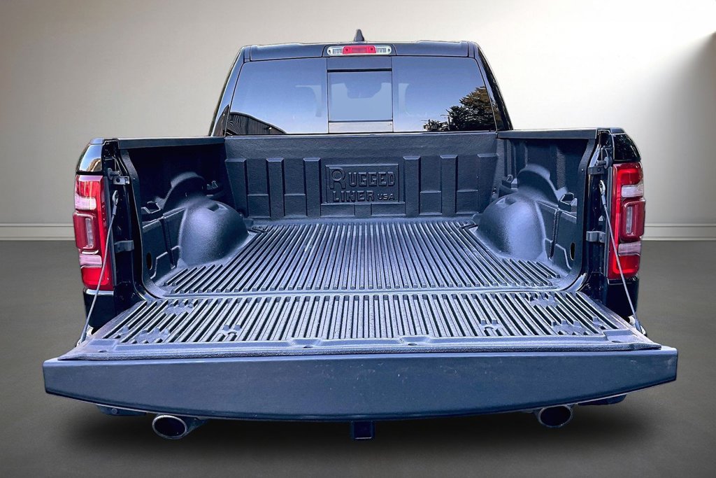 Used 2023 RAM 1500 Laramie AWD/4WD image 7