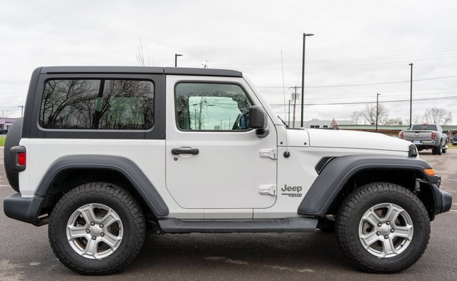 Used 2020 Jeep Wrangler Sport image 5