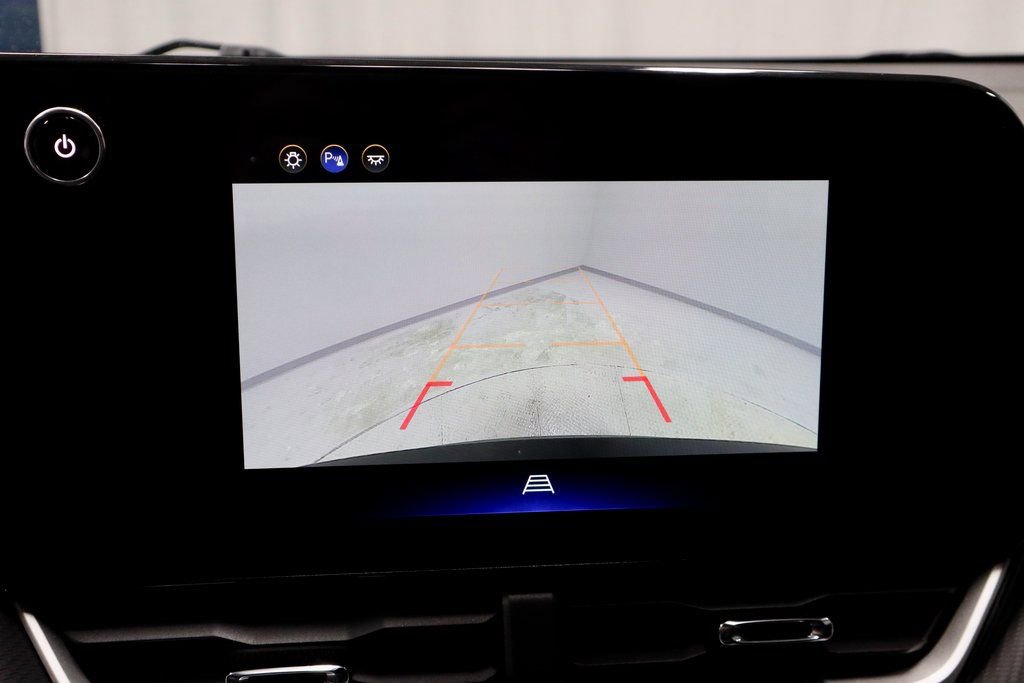 Used 2025 Chevrolet Equinox LT image 2