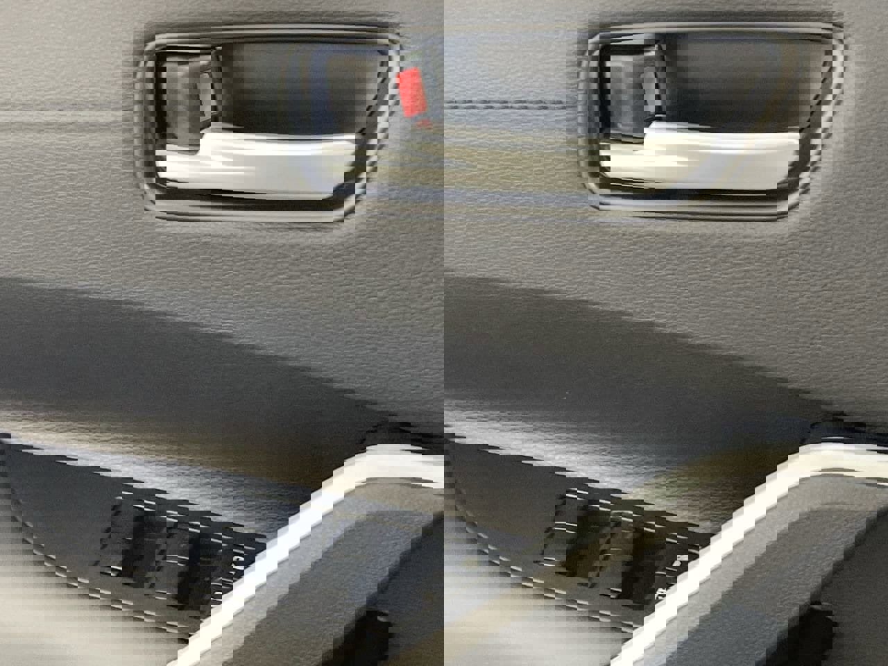 New 2026 Toyota Corolla Cross XLE image 17