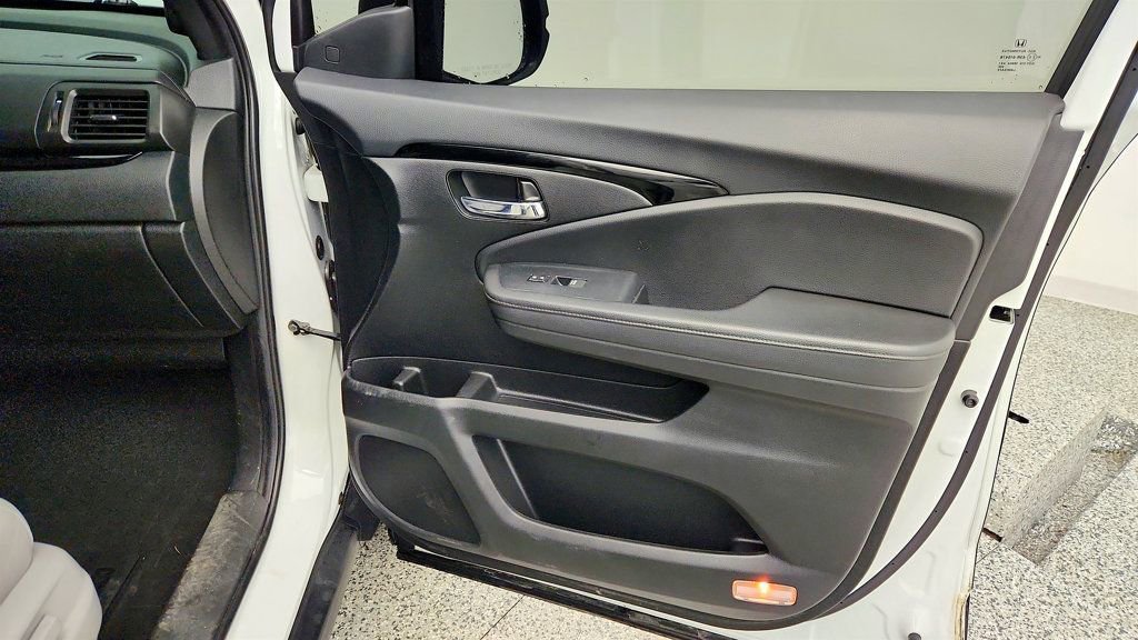 Used 2021 Honda Passport Elite image 23