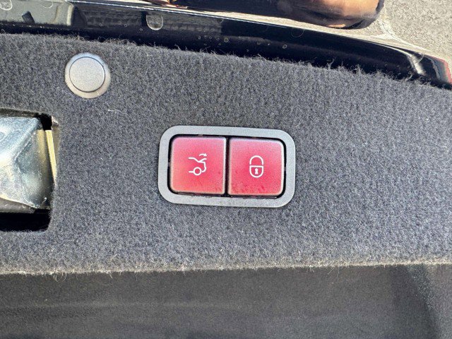 Used 2019 Mercedes-Benz S 560 4MATIC Sedan image 52