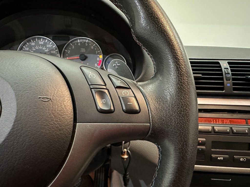 Used 2005 BMW M3 Convertible image 25