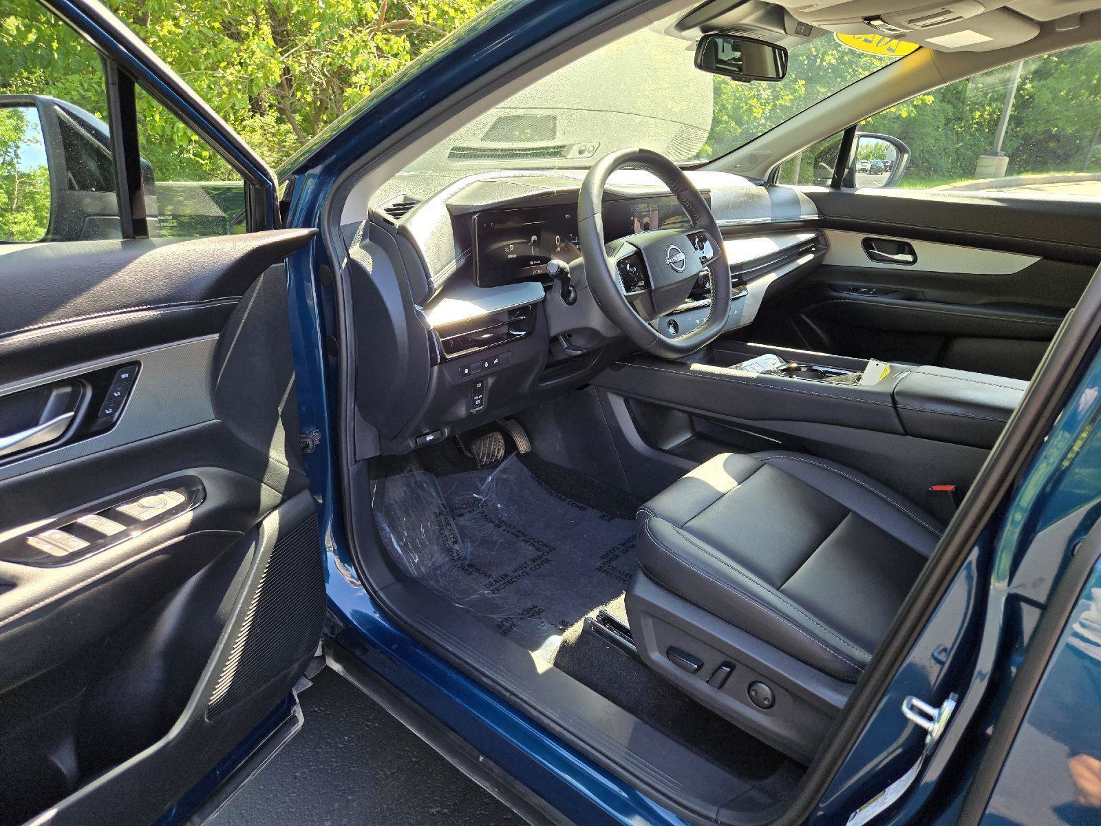 Used 2025 Nissan Murano SL w/ Cargo Package AWD/4WD image 12