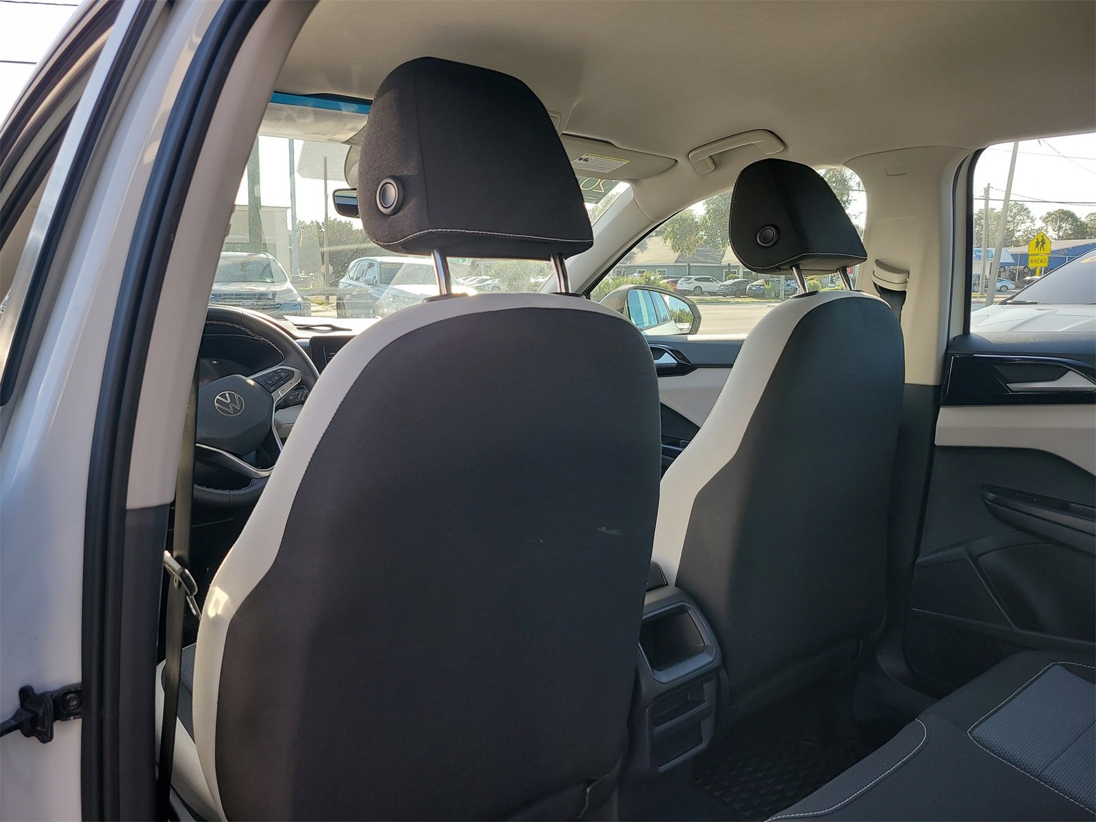 Used 2025 Volkswagen Taos S image 13