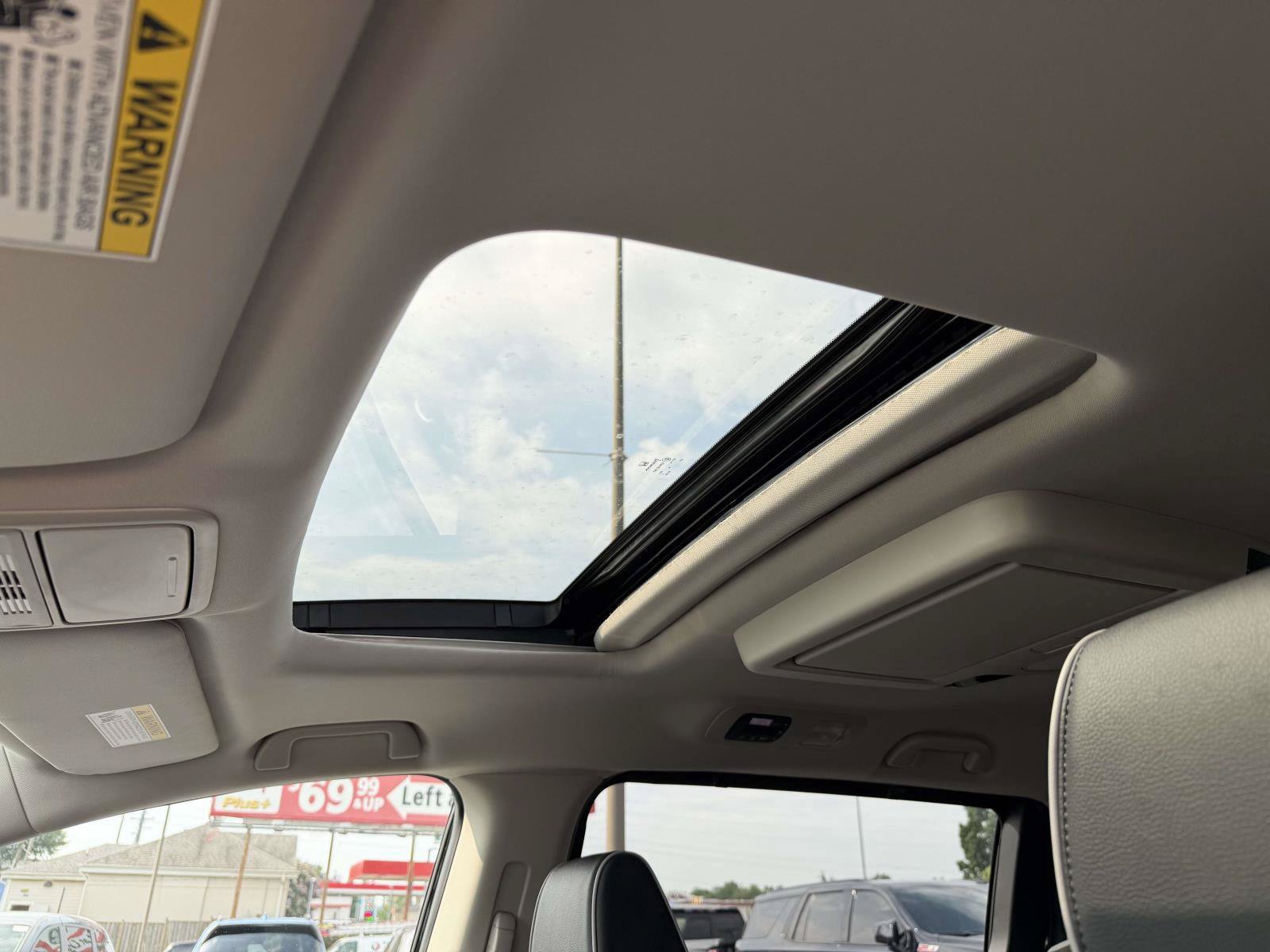 Certified 2026 Honda Odyssey Elite image 11