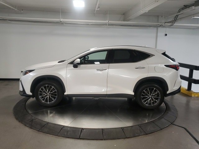 Used 2022 Lexus NX 350h AWD image 5