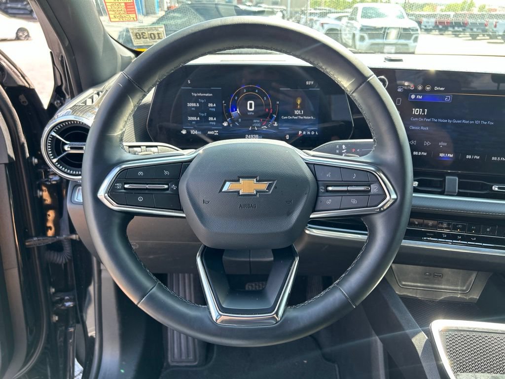 Used 2026 Chevrolet Equinox LT AWD/4WD image 18