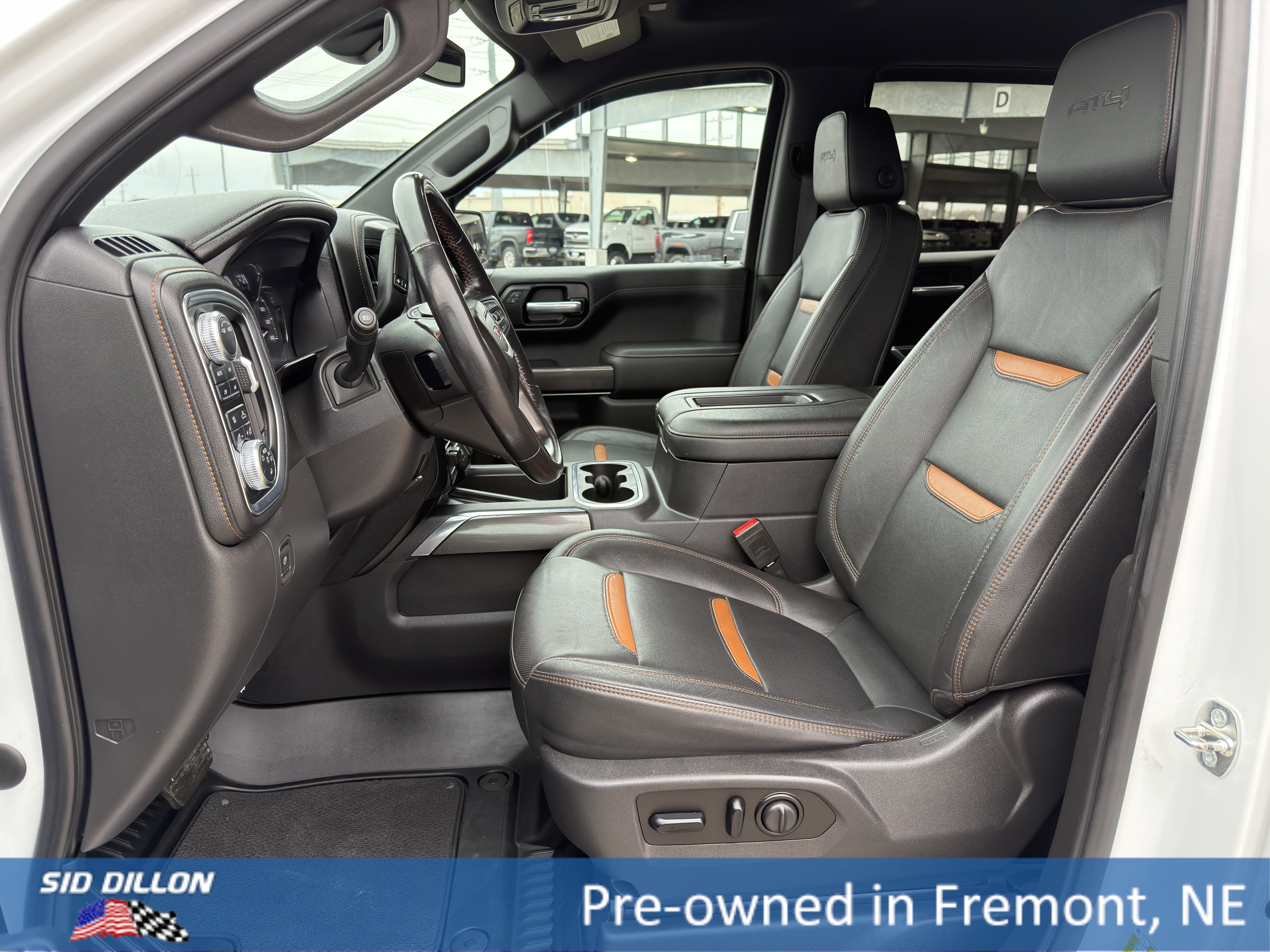 Used 2021 GMC Sierra 1500 AT4 w/ AT4 Value Package AWD/4WD image 17
