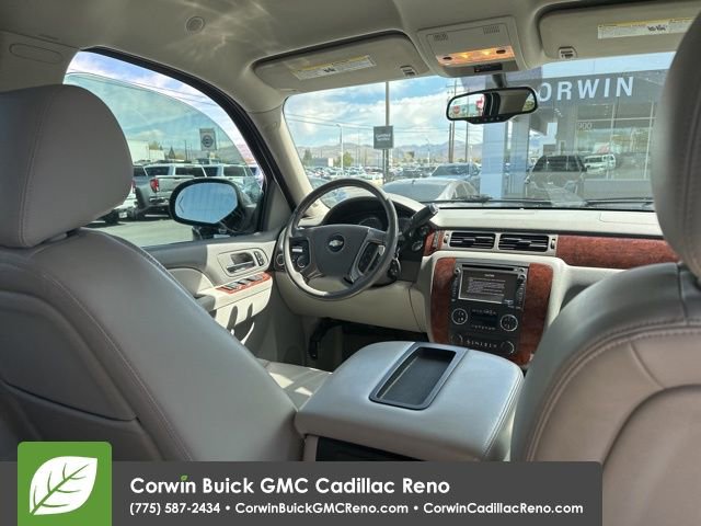 Used 2012 Chevrolet Avalanche LTZ image 15