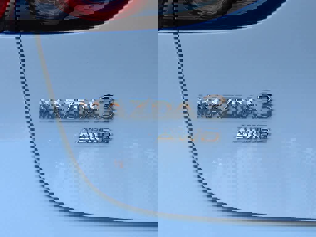 Used 2023 MAZDA MAZDA3 s image 7