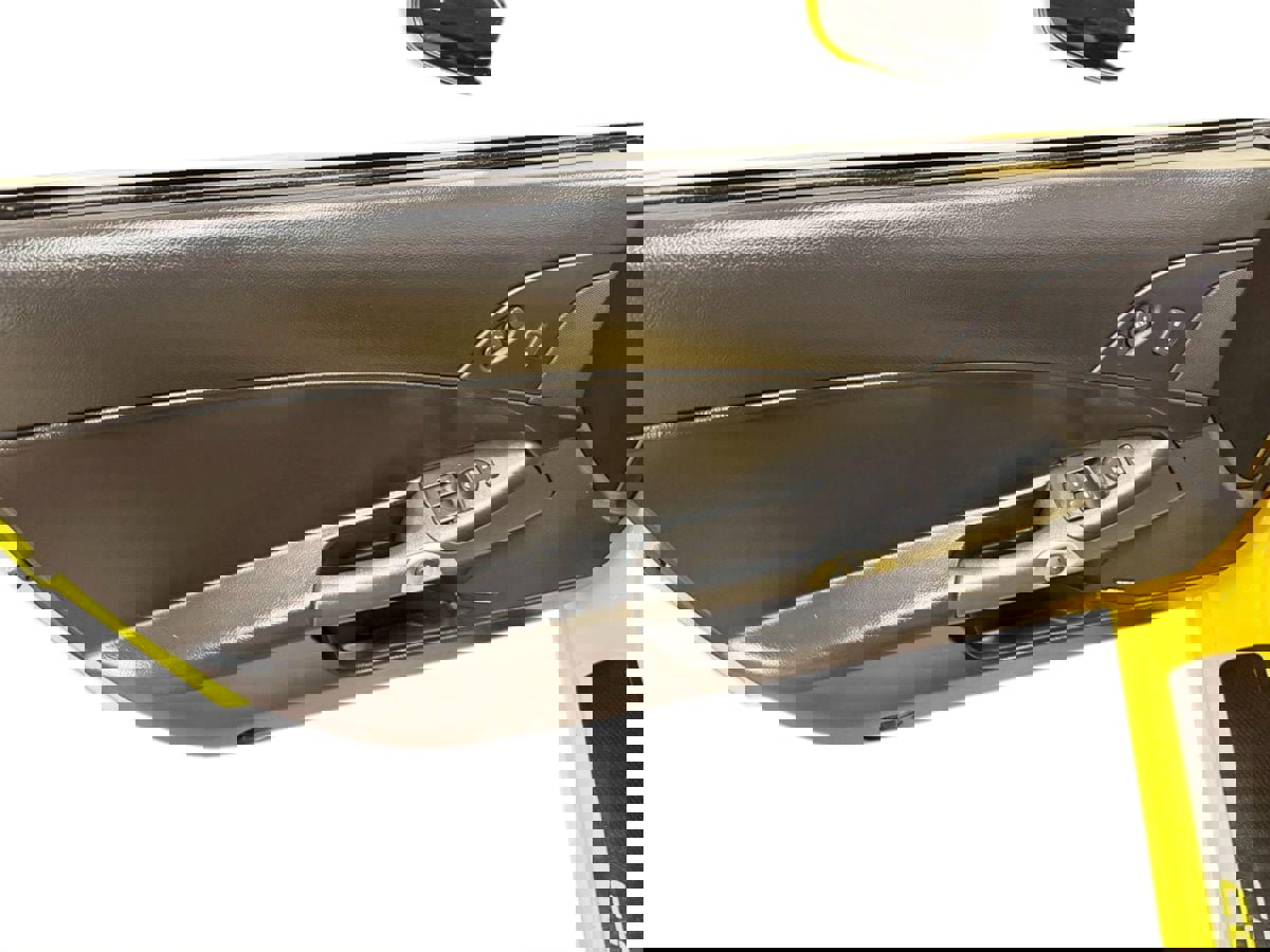 Used 2006 Chevrolet Corvette Convertible w/ Preferred Equipment Group image 11