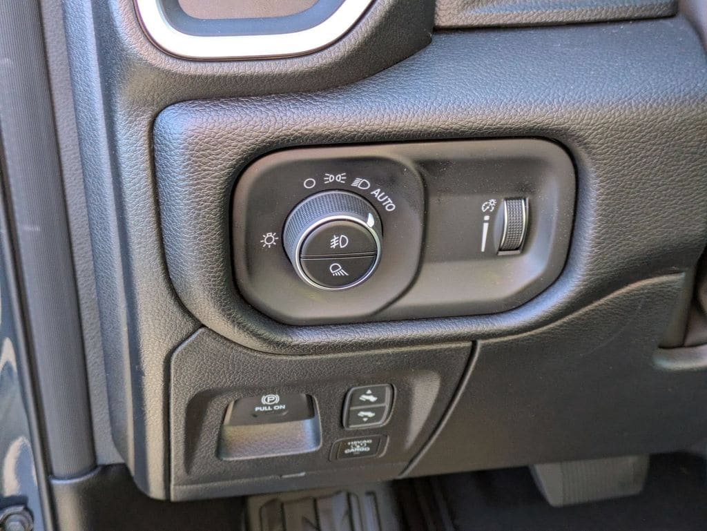 New 2026 RAM 1500 Big Horn AWD/4WD image 14