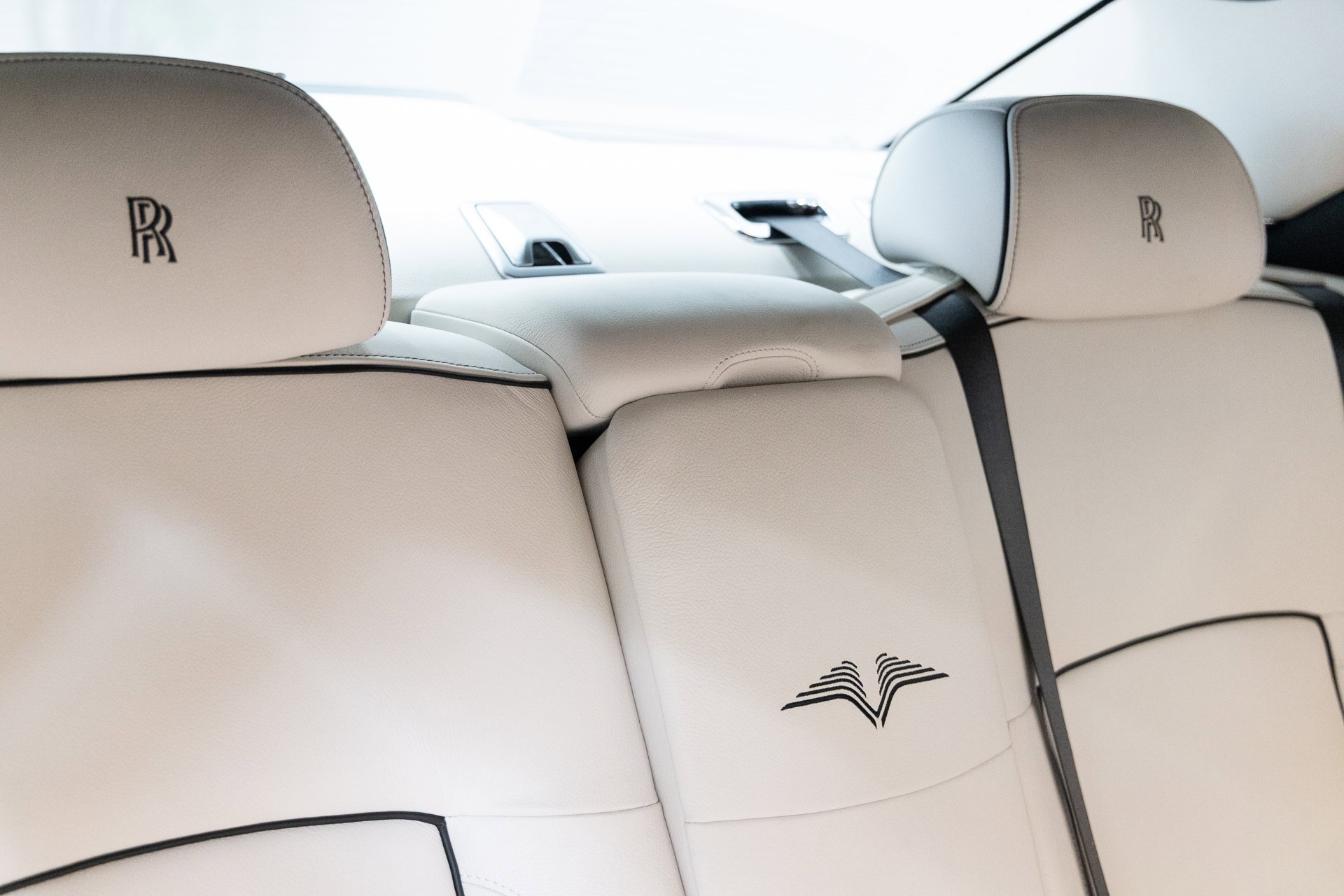 Used 2014 Rolls-Royce Ghost image 22