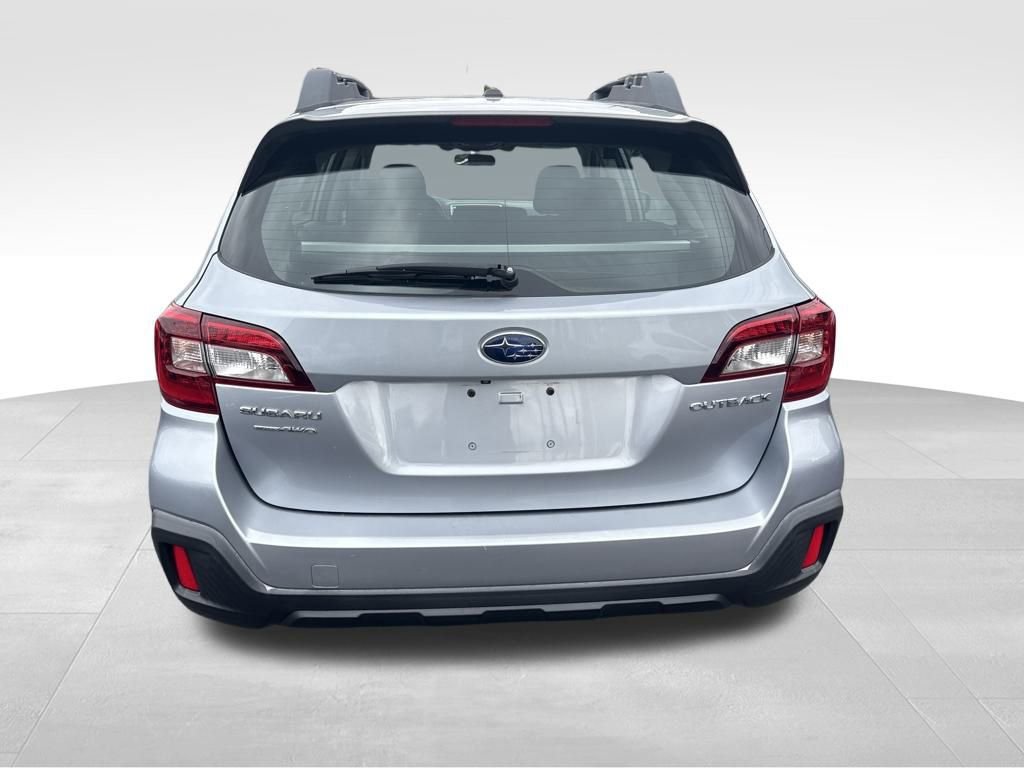 Used 2019 Subaru Outback 2.5i image 8
