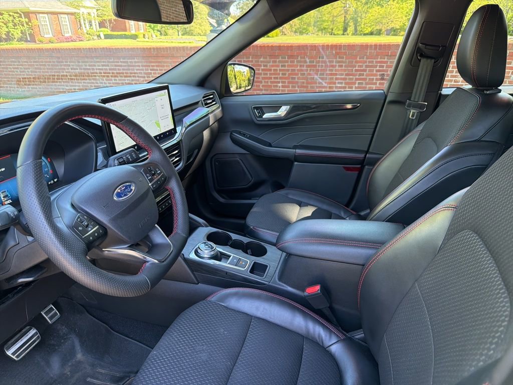 Used 2023 Ford Escape ST-Line Elite AWD/4WD image 18