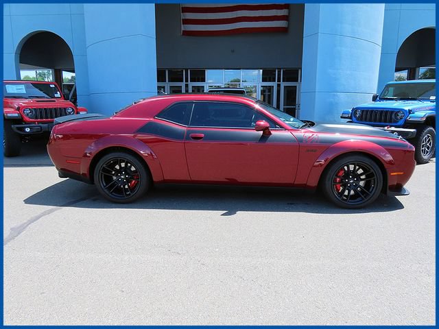 Certified 2022 Dodge Challenger R/T Scat Pack RWD image 2