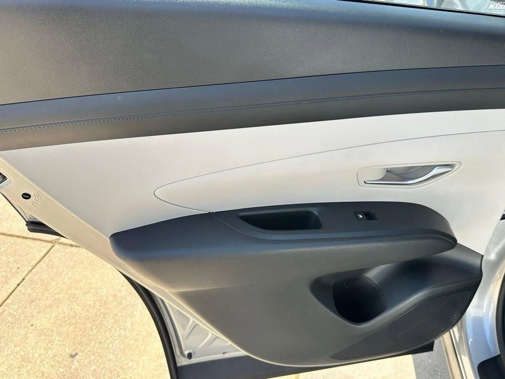 Used 2025 Hyundai Tucson SEL AWD/4WD image 22