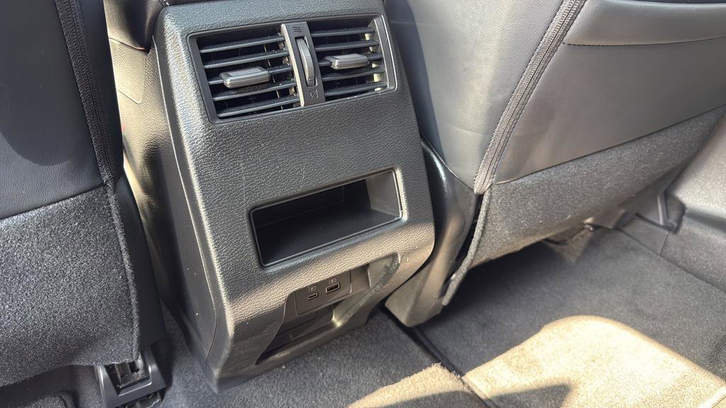 Used 2023 Mitsubishi Outlander SE Black Edition image 18