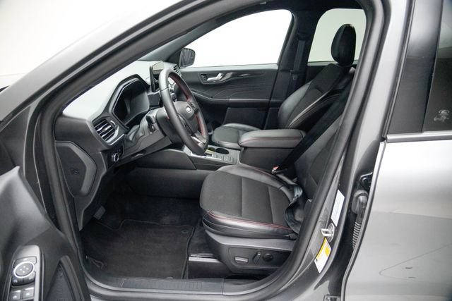 Used 2025 Ford Escape ST-Line FWD image 24
