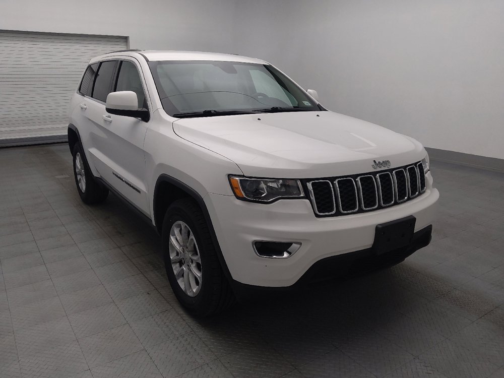 Used 2022 Jeep Grand Cherokee Laredo E AWD/4WD image 13