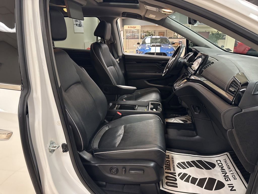 Used 2022 Honda Odyssey Elite image 13