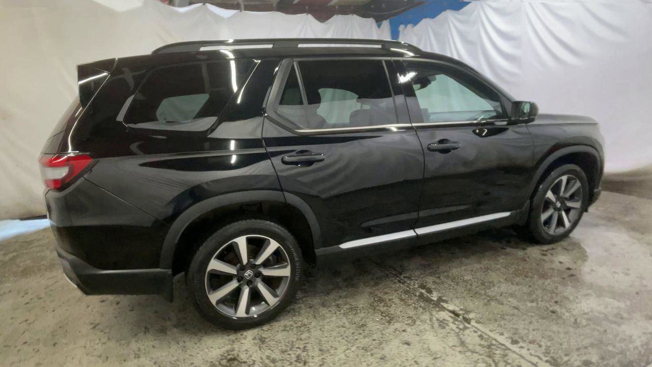 Certified 2023 Honda Pilot Elite image 8
