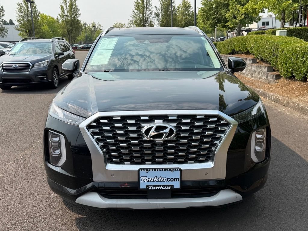 Used 2021 Hyundai Palisade Limited w/ Winter Package AWD/4WD image 3