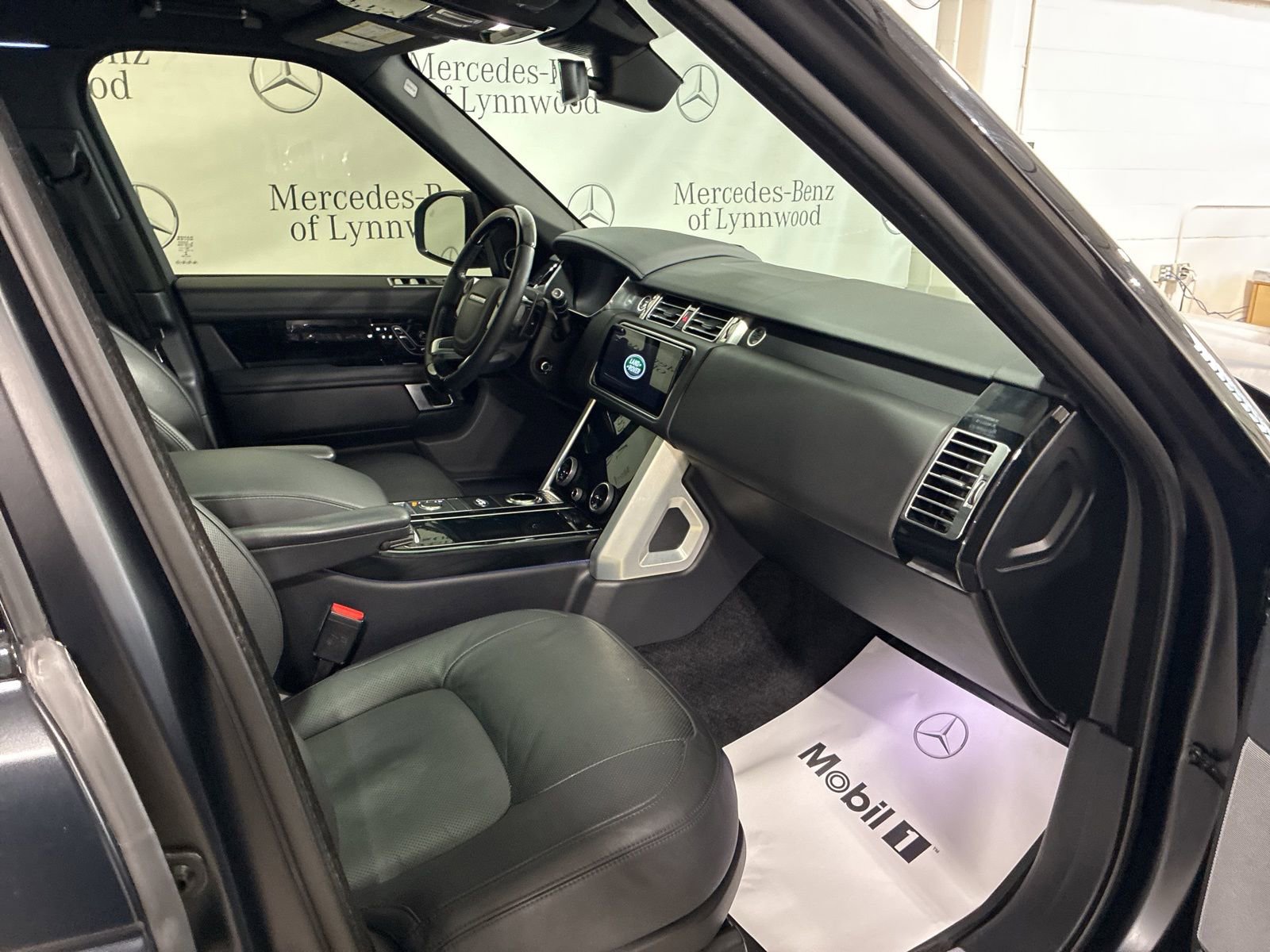 Used 2021 Land Rover Range Rover Westminster Edition image 31