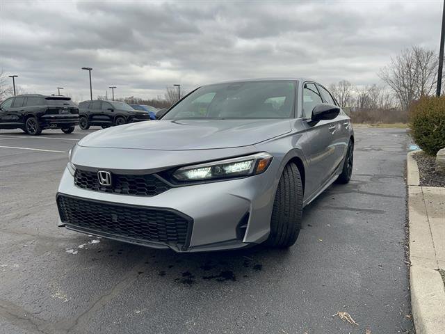 Used 2025 Honda Civic Sport image 3