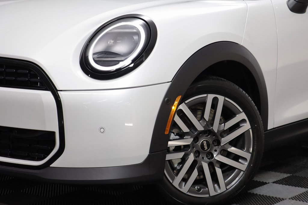 New 2026 MINI Cooper 4-Door Hardtop image 3