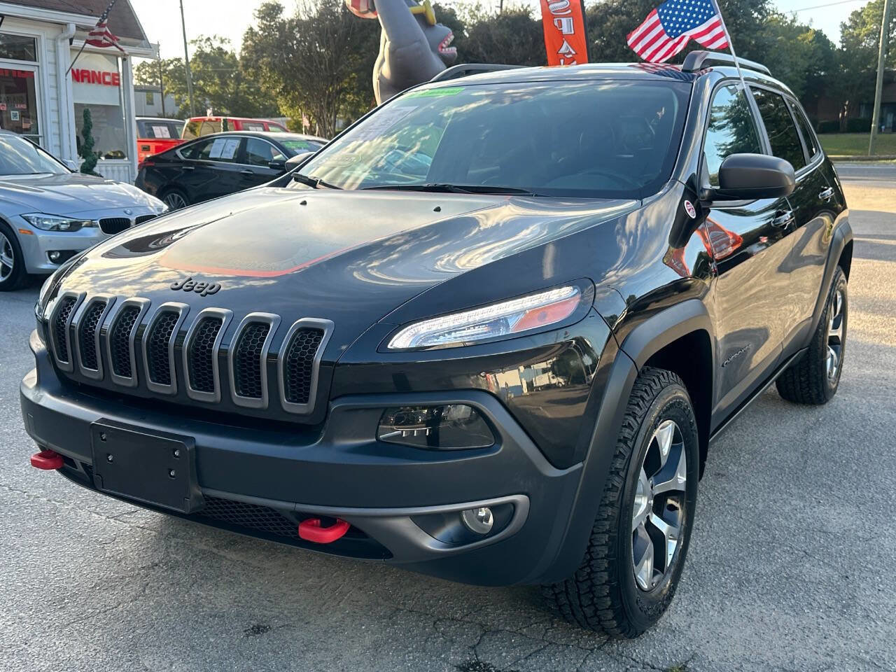 Used 2016 Jeep Cherokee Trailhawk w/ Comfort/Convenience Group image 27