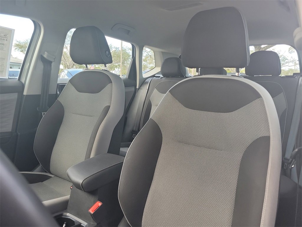 Used 2024 Volkswagen Taos S image 20